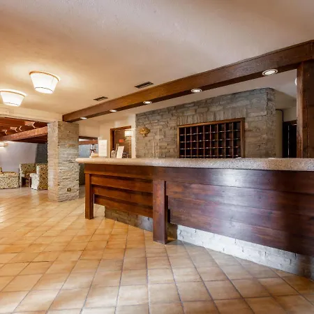 Locazione Turistica La Piazza Deluxe-1 Apartment